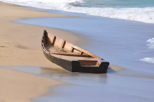 שיקום סירת עץ לתחביב